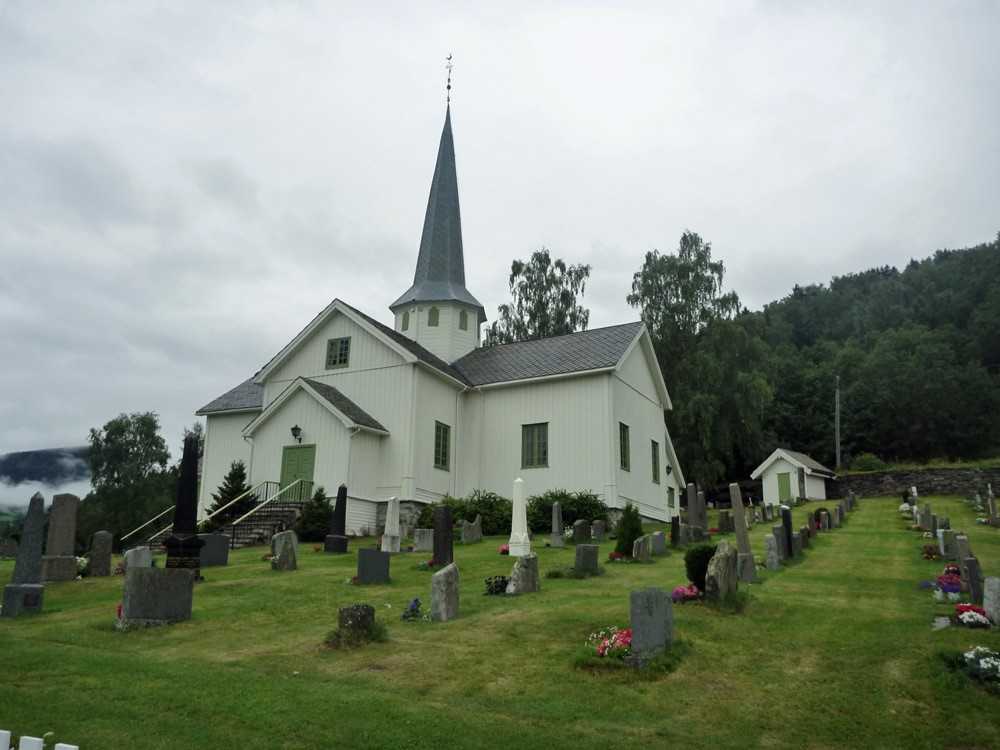Øyer kyrkje | Hundorp 2021 Øyer kyrkje | Hundorp 2021